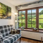 Appartement Hof Helmenhube 1 *