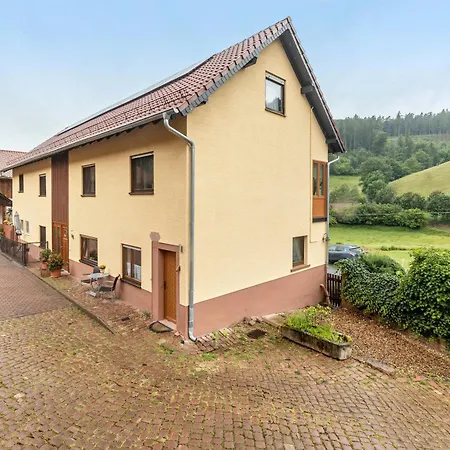 Hof Helmenhube 1 Apartment *